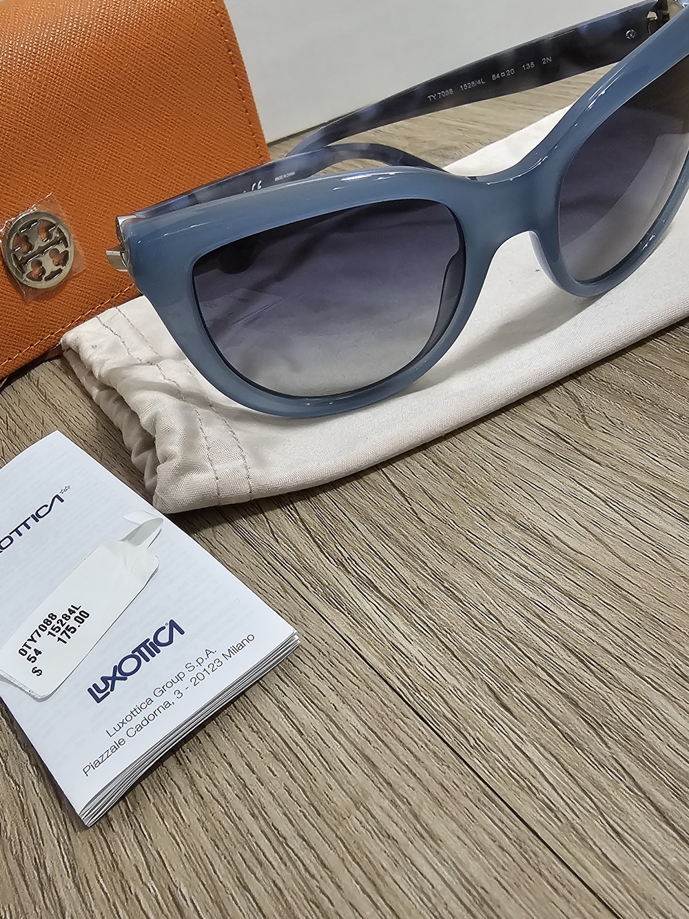 Tory Burch Blue Marble Polarized Sunglasses - Fountain Blue - Like New (Perfect) - Picture 3 of 8